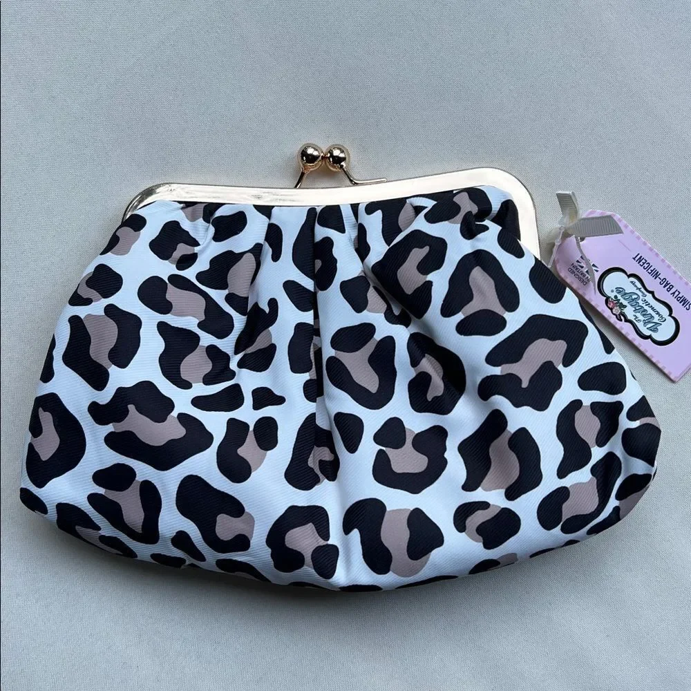 The Vintage Cosmetic Company Kiss Lock Leopard Print Cosmetic Bag